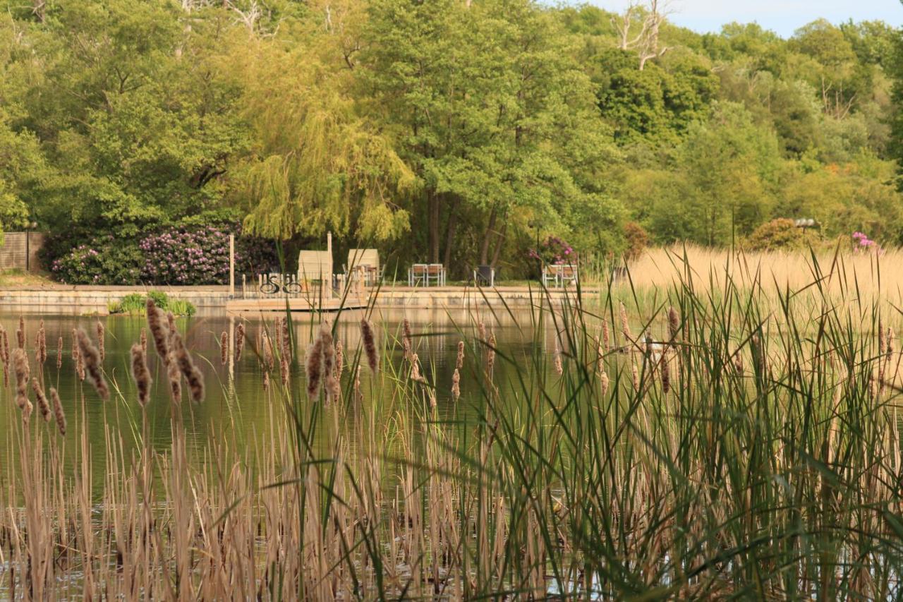 Inn On The Lake 그레이브젠드 외부 사진